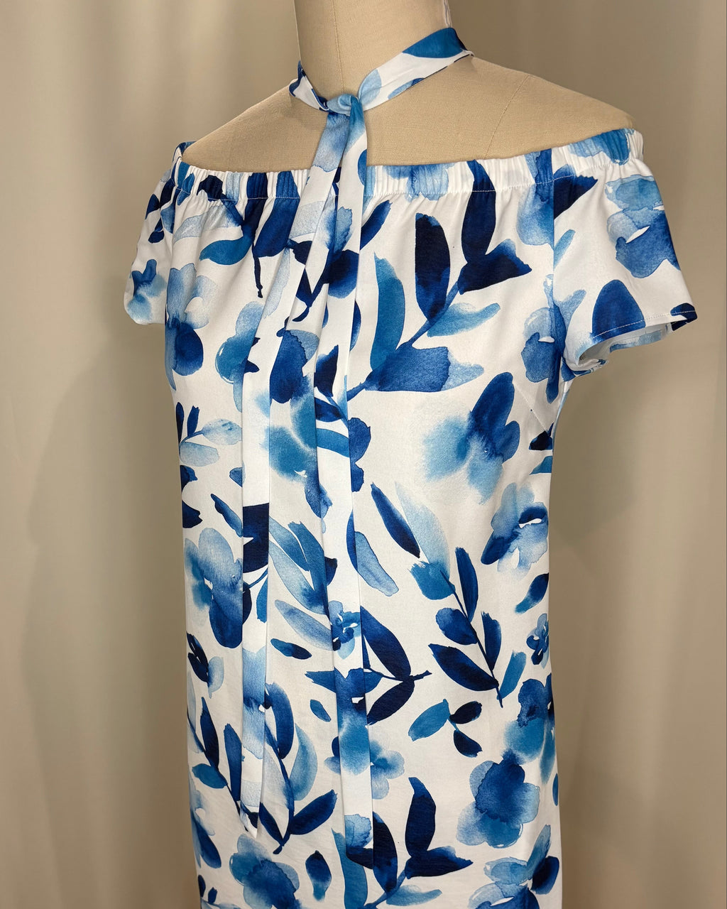 Cold-Shoulder, Versatile Long Ties-Flows