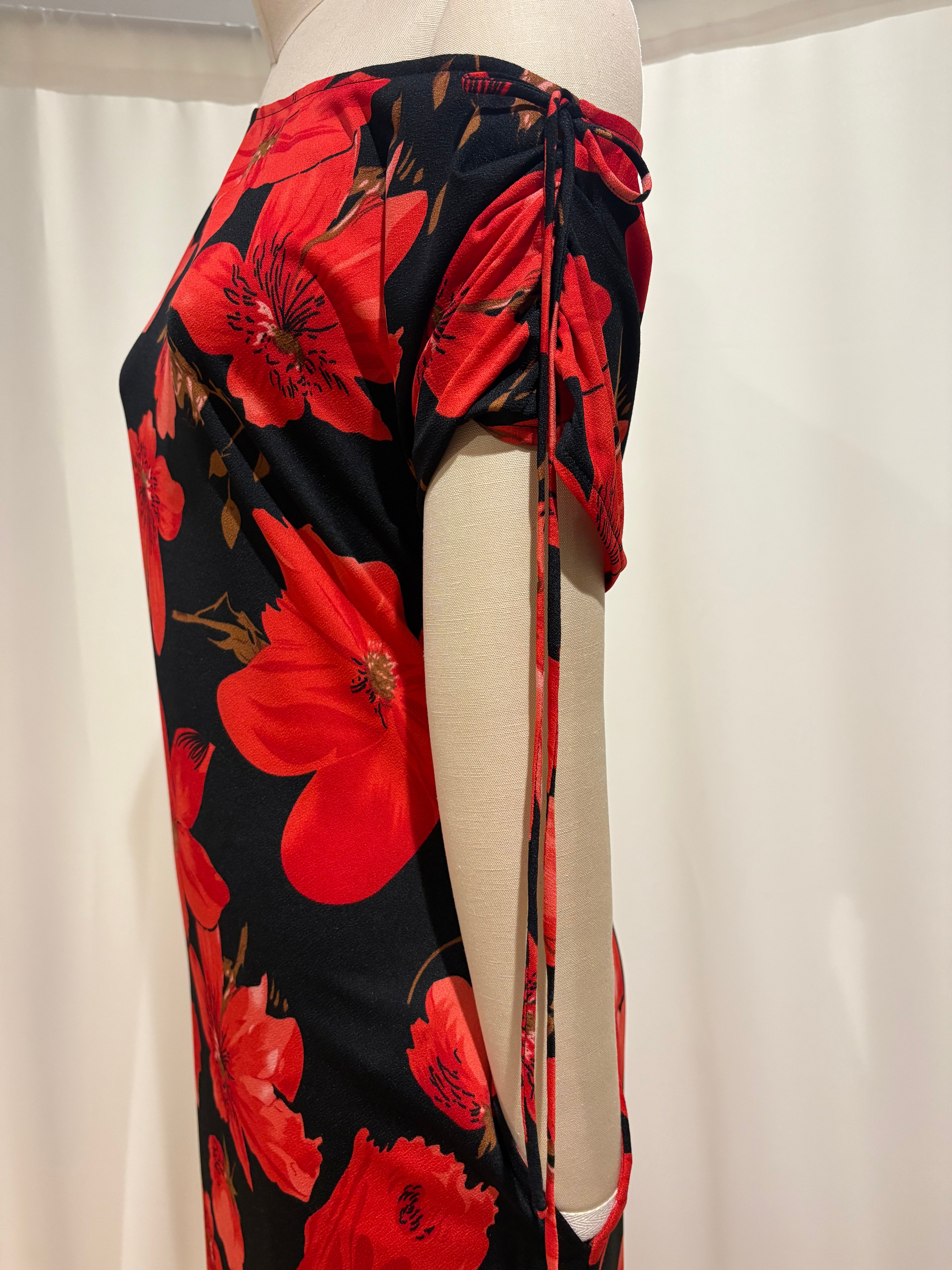 Floral  Drop-Shoulder Midi Dress